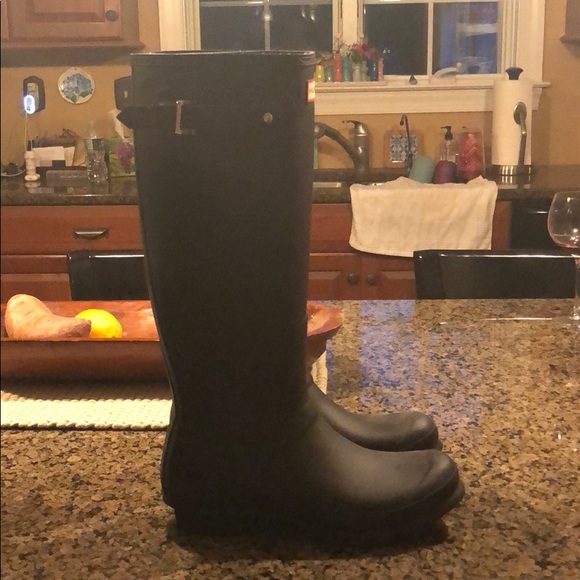 Hunter Rainboots Size 10 - Picture 2 of 2
